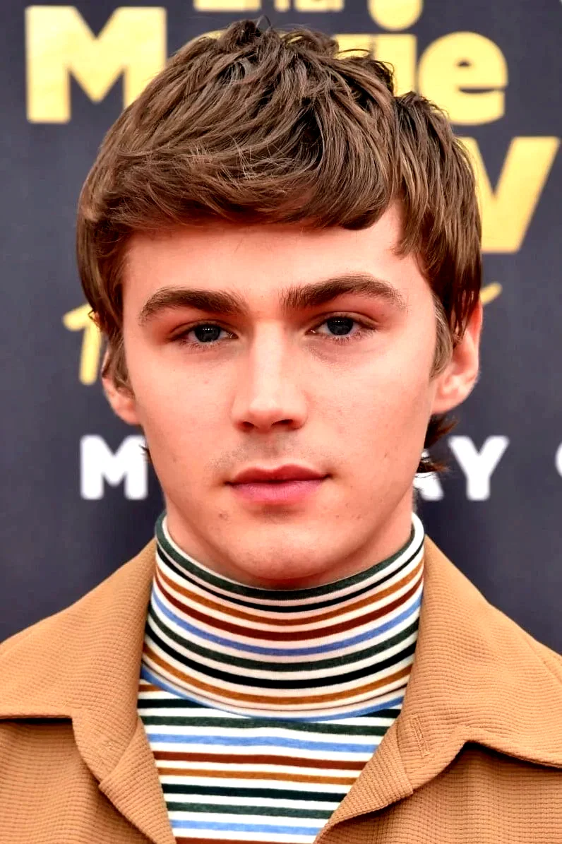 Miles Heizer