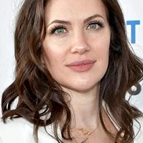Photo star :  Kate Siegel