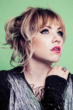  Carly Rae Jepsen photo