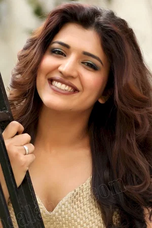  Chitra Shukla