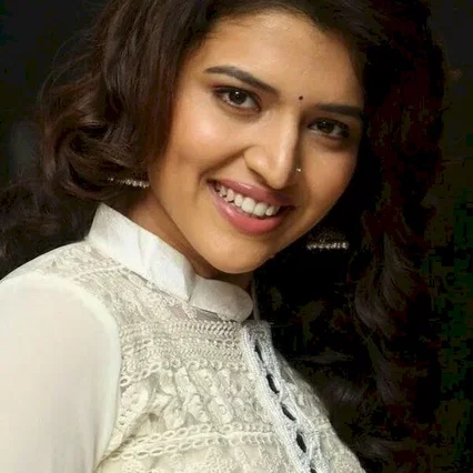  Chitra Shukla