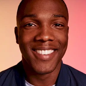 Photo star :  Tosin Cole