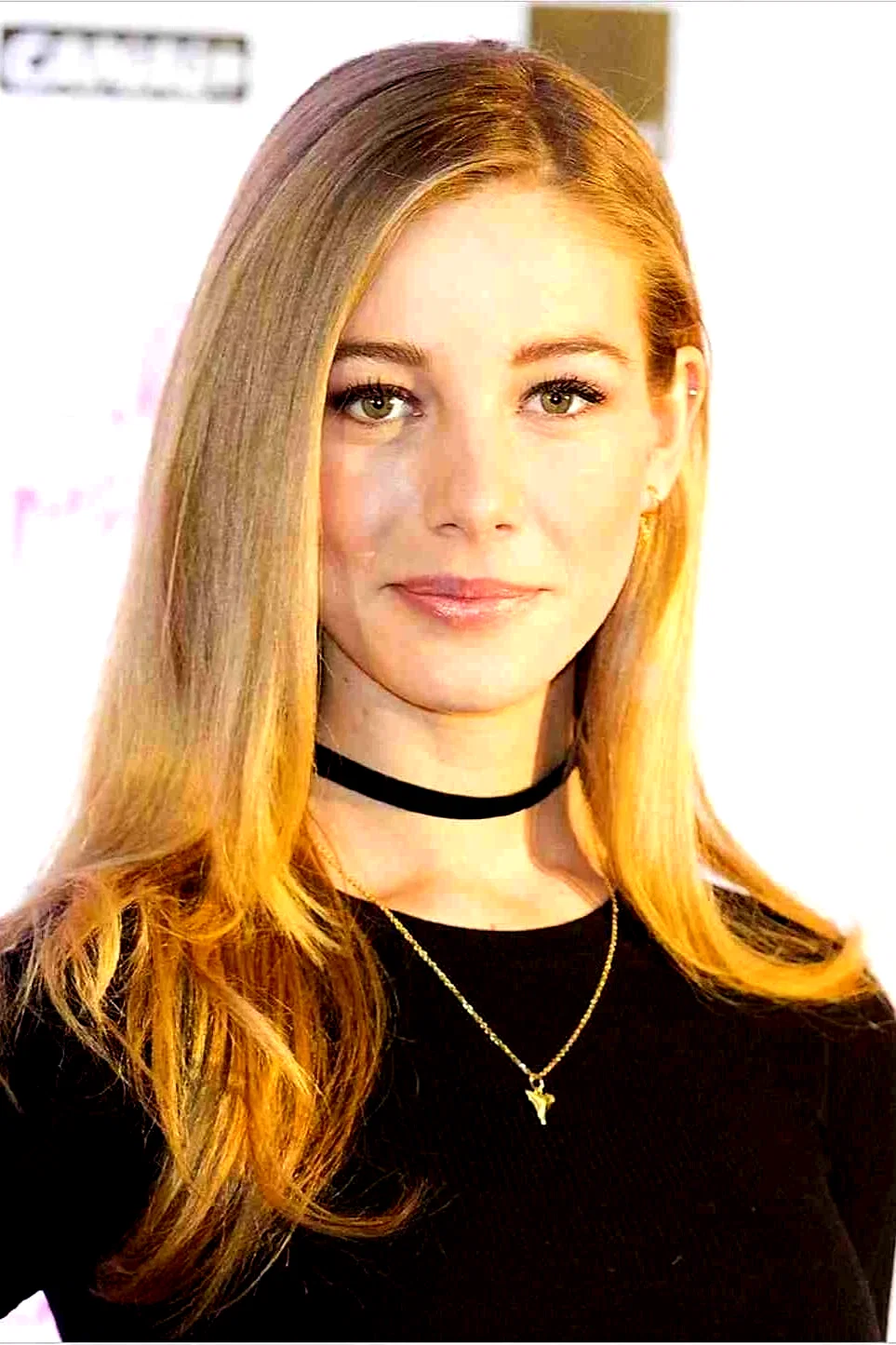  Charlotte Vega