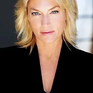 Donna W Scott