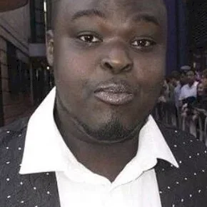 Photo star :  Selom Awadzi
