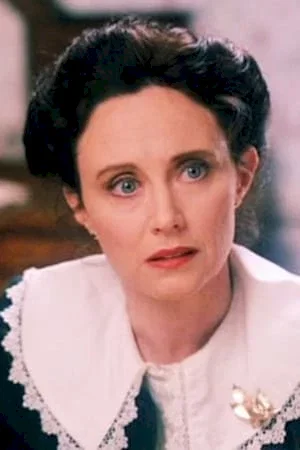 Mary Jo Deschanel photo