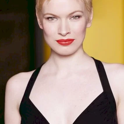 Christine Horne