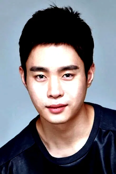  Kim Dong-young