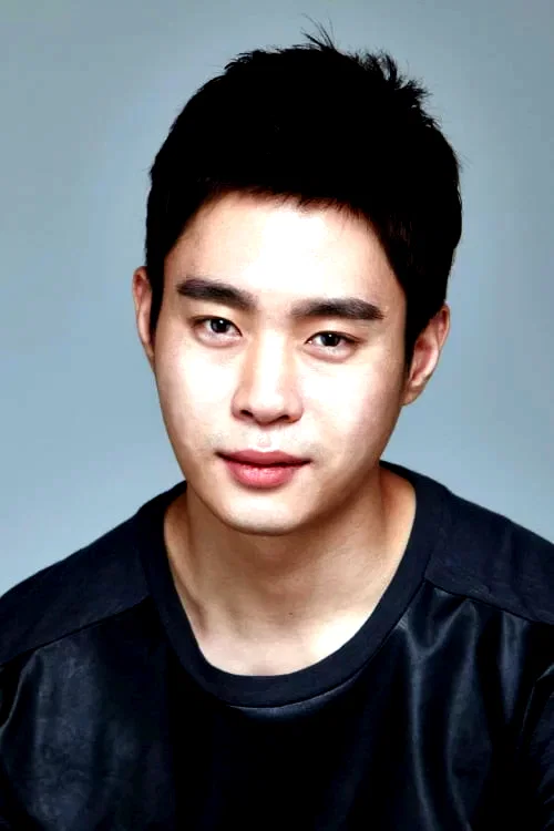 Kim Dong-young