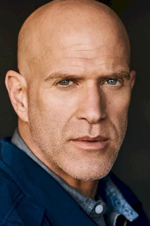  Bruno Gunn