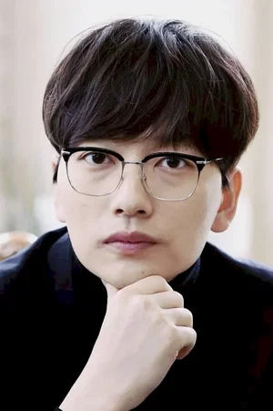 Lee Dong-Hui photo