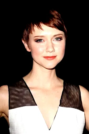 Valorie Curry