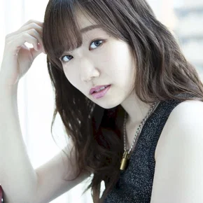 Photo star :  Azusa Tadokoro