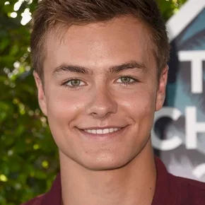 Photo star : Peyton Meyer