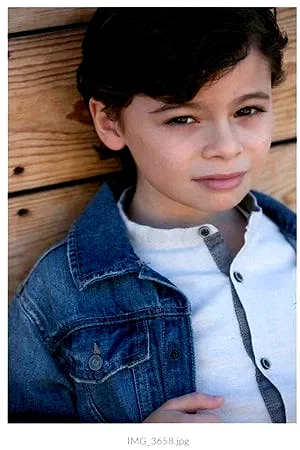  Raphael Alejandro