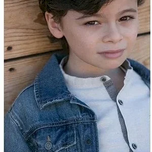  Raphael Alejandro