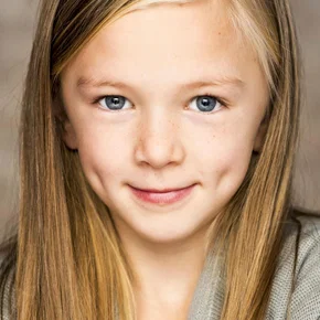 Photo star :  Paisley Cadorath