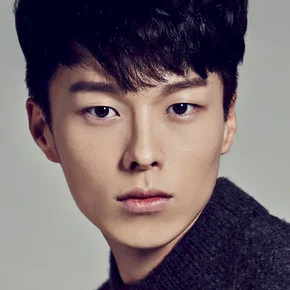Photo star :  Jang Ki-yong