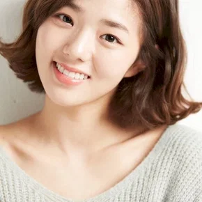 Photo star :  Chae Soo-bin