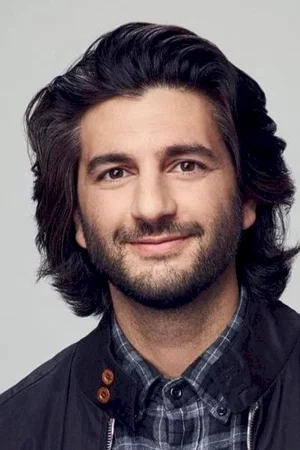  Amir K