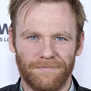 Photo star :  Brian Gleeson