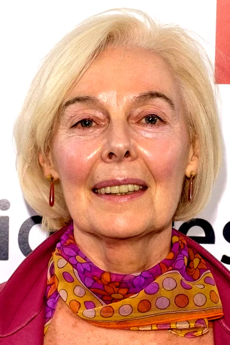  Eileen Nicholas