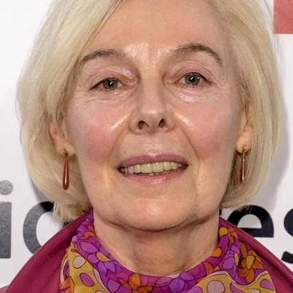  Eileen Nicholas