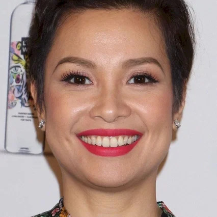  Lea Salonga