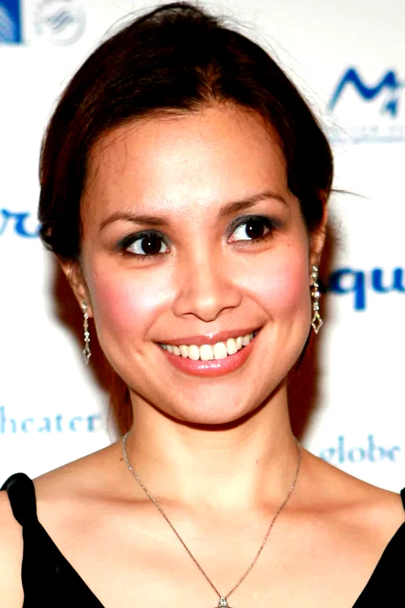  Lea Salonga