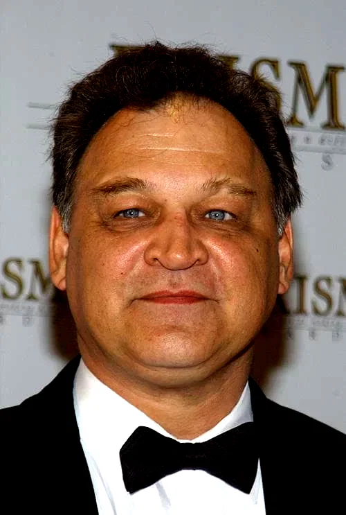 Ed  O'ross