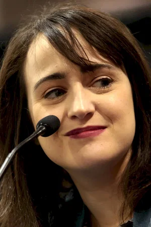 Mara Wilson photo