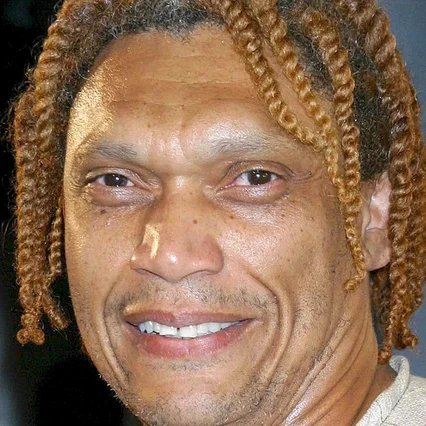  Hawthorne James