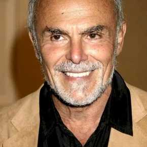 Photo star : John Saxon
