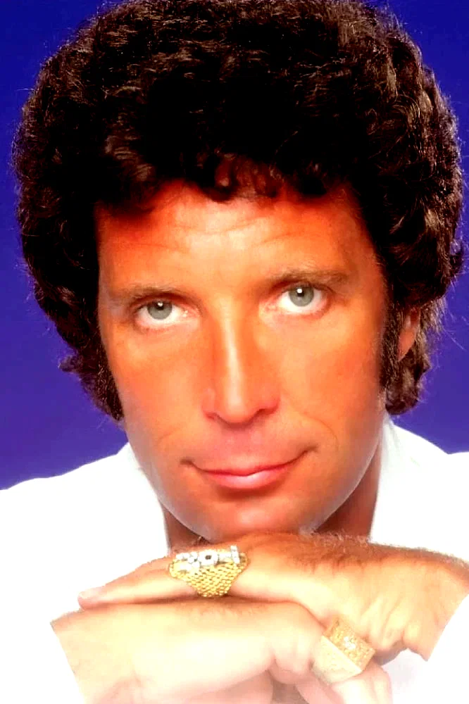  Tom Jones