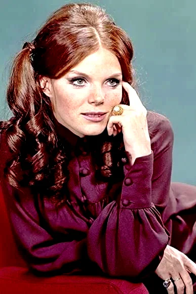 Samantha Eggar