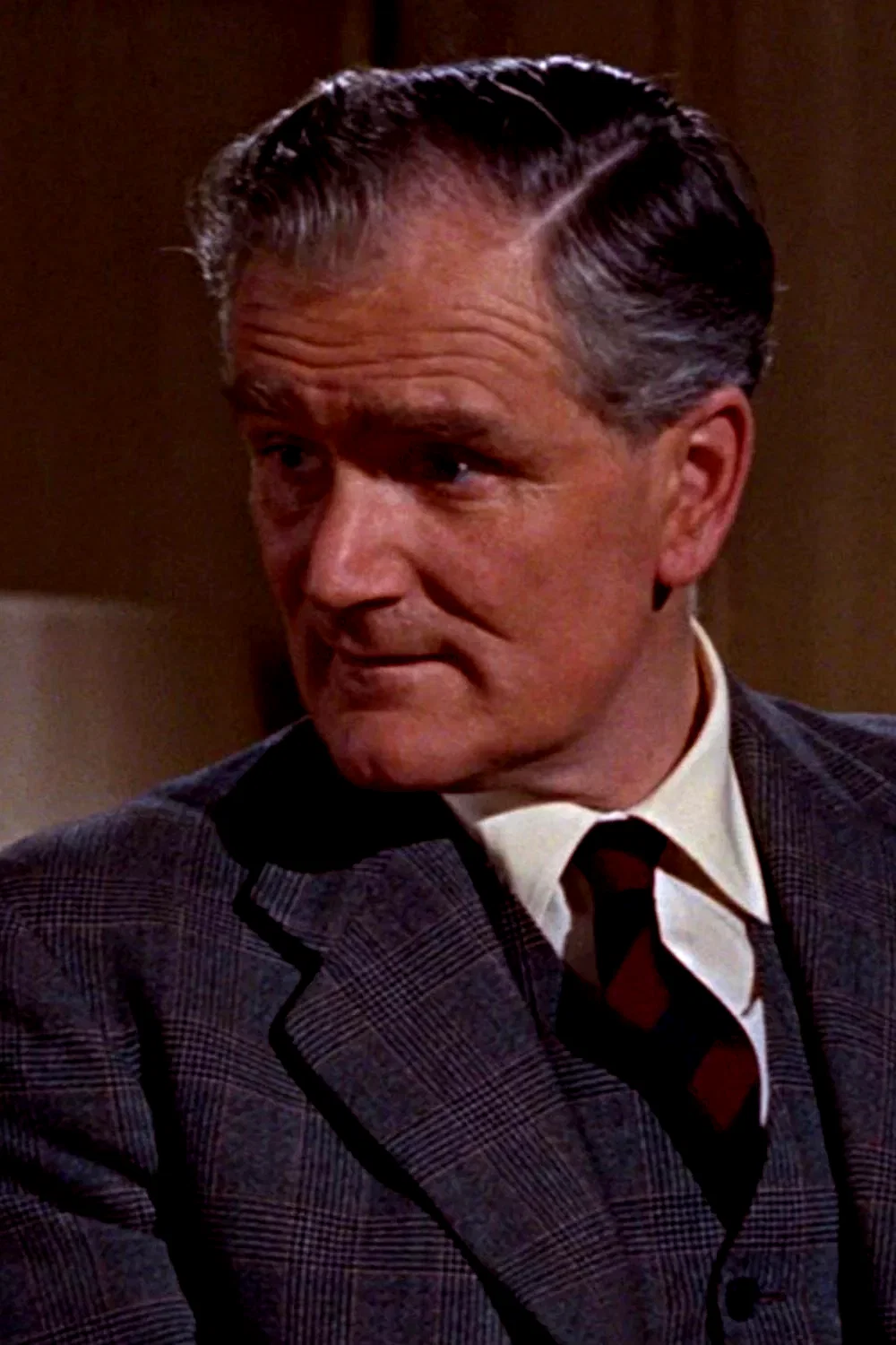  Desmond Llewelyn