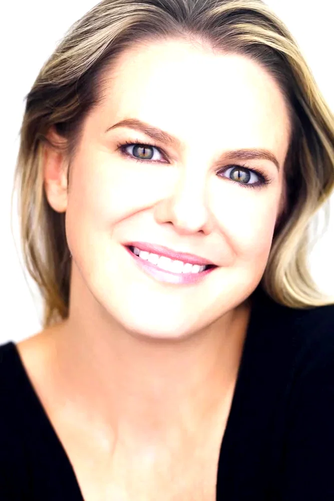  Larisa Oleynik
