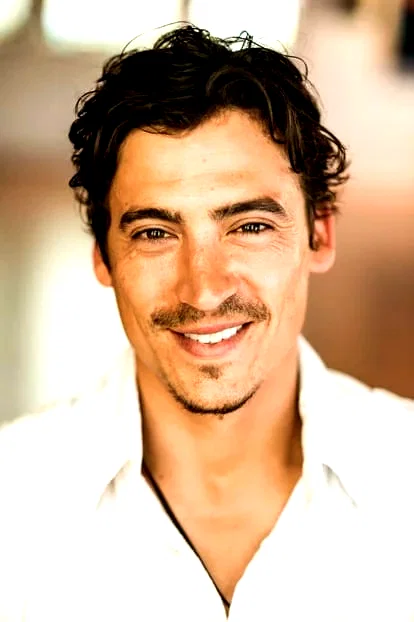 Andrew Keegan