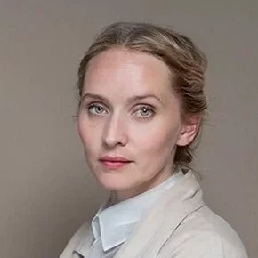 Photo star :  Mona Fastvold