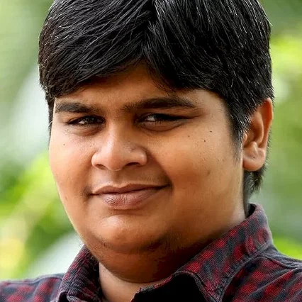  Karthik Subbaraj