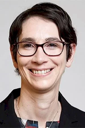  Ellen Garland photo