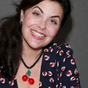 Photo star :  Sherilyn Fenn
