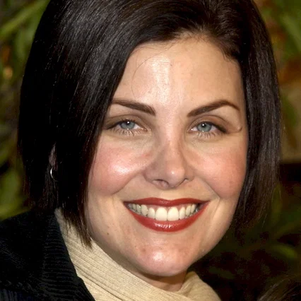  Sherilyn Fenn