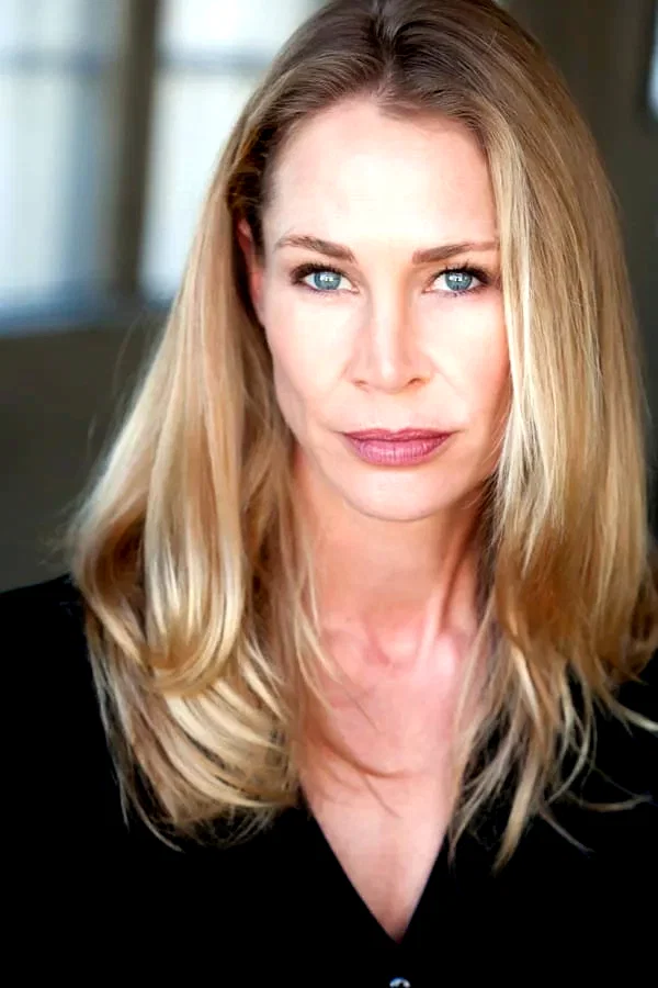 Kathleen Kinmont