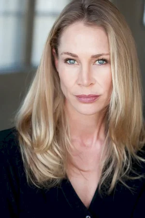 Kathleen Kinmont photo