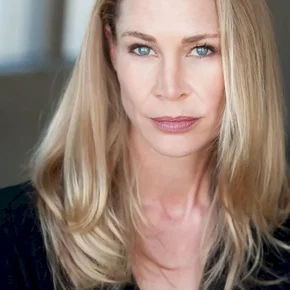 Photo star : Kathleen Kinmont