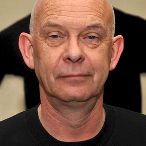 Photo star : Doug Bradley