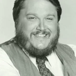 Photo star : Dennis Burkley