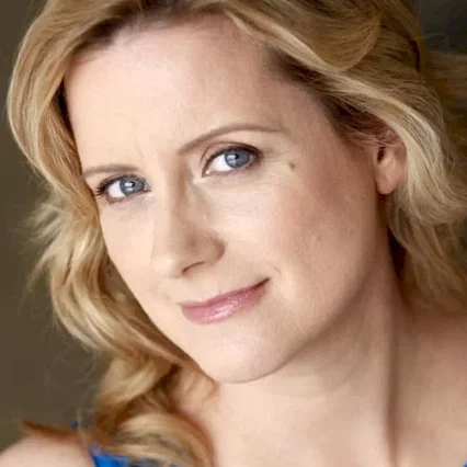  Briony Glassco