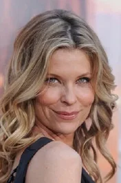  Kate Vernon